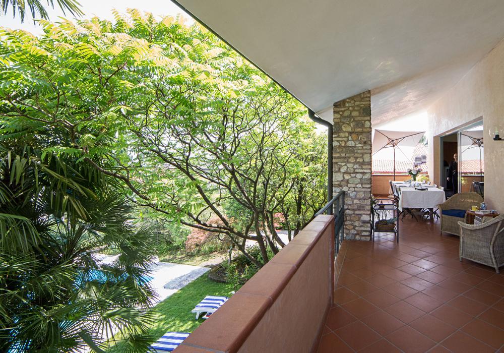 B&B Villa Adriano Desenzano del Garda Luaran gambar