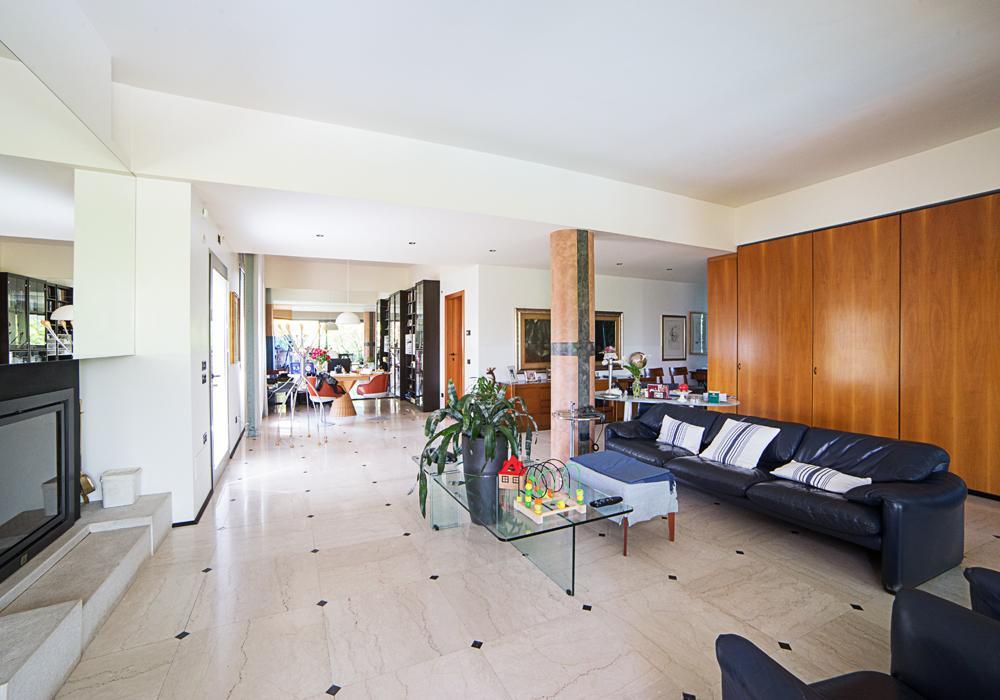 B&B Villa Adriano Desenzano del Garda Luaran gambar