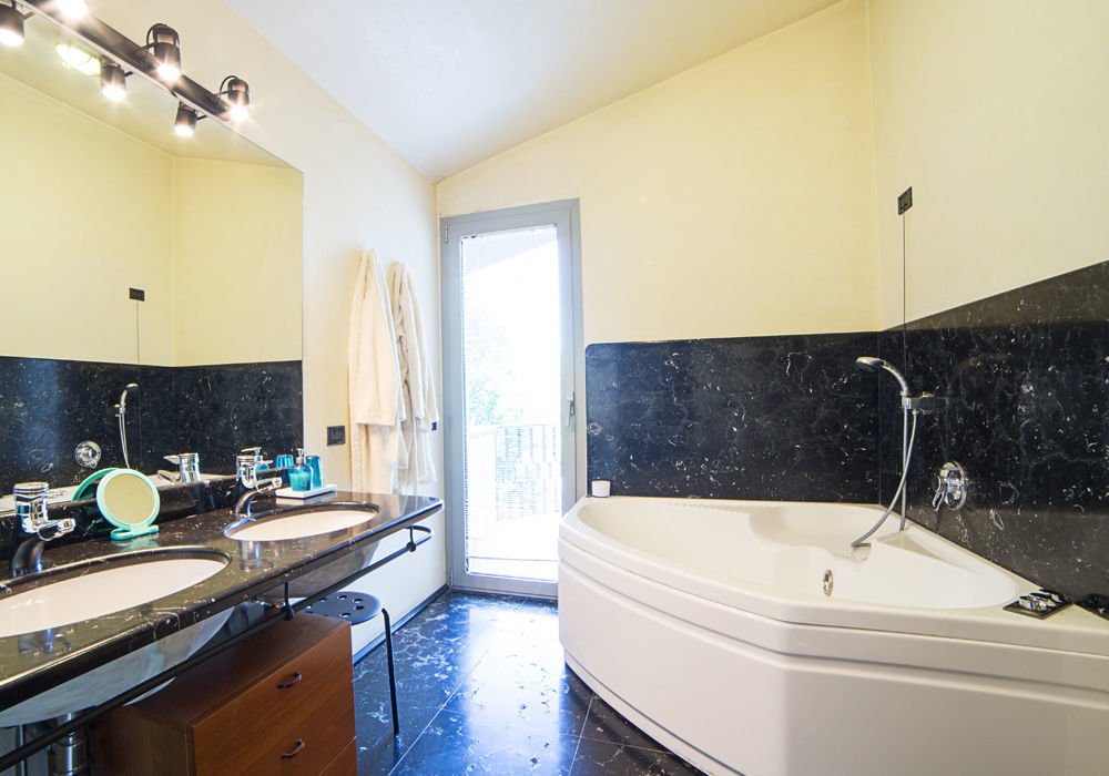 B&B Villa Adriano Desenzano del Garda Luaran gambar